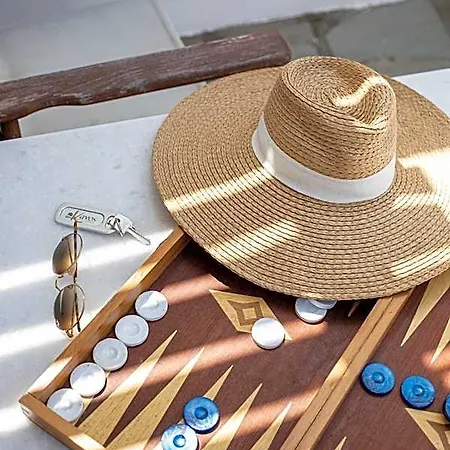 호텔 Kavos Naxos 4*