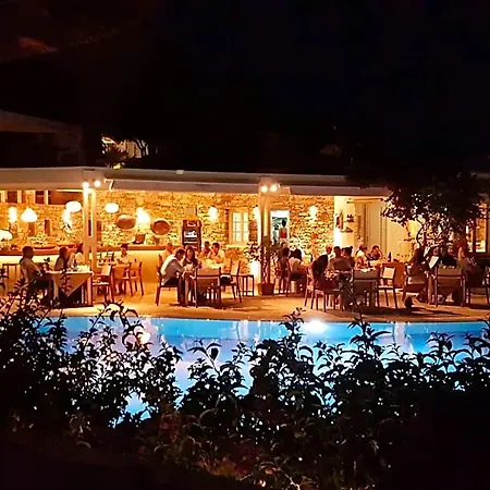 호텔 Kavos Naxos 4*